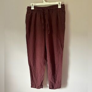 Old Navy Women’s Burgundy Straight Leg Linen Pants